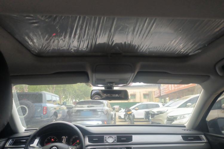 Used Volkswagen Passat 2017 330TSI DSG Luxury Edition
