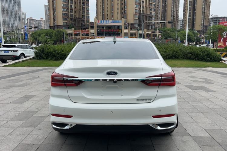 Used Ford Escort 2021 1.5L Automatic Diamond Edition
