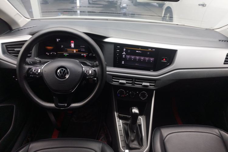 Used Volkswagen Polo 2023 Revised Plus 1.5L Automatic – Enjoy Life Edition Center Console