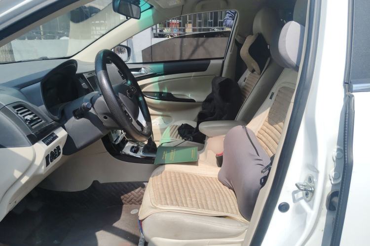 Used BYD e5 2018 450 Smart Connect Enjoyment Version
