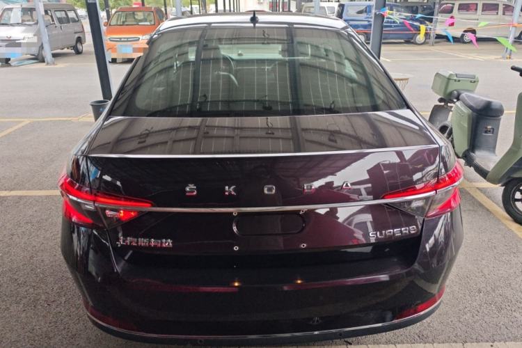 Used Skoda Superb 2019 Facelifted TSI330 DSG Luxury Edition
