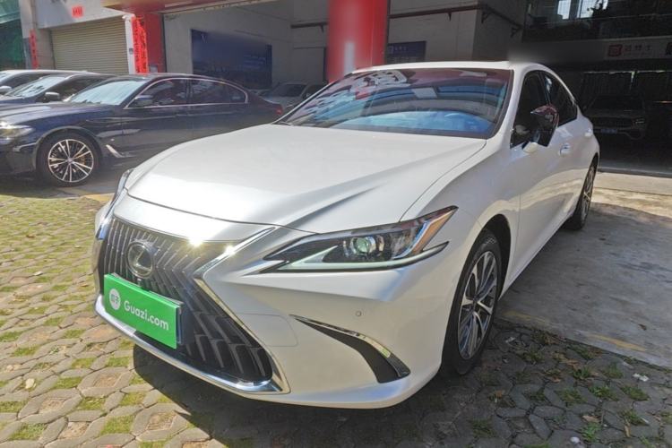 Used Lexus ES 2022 200 Excellence Edition