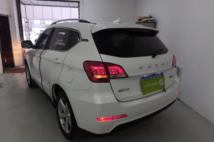 Used Haval H2 2018 Chuanxiang Edition 1.5T Manual Two-Wheel Drive Fashion Model China V Standard Rear Left 45 Deg