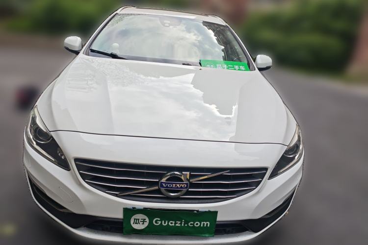 Used Volvo V60 2014 T5 Zhiyi Edition Front