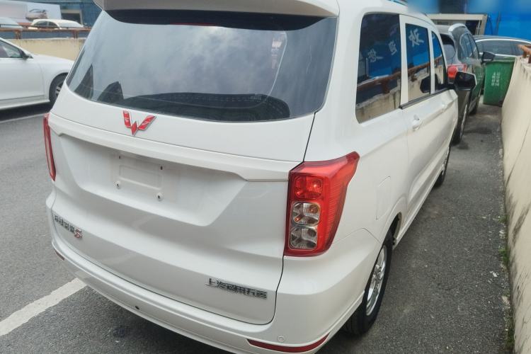 Used Wuling Hongguang 2019 1.5L S Standard Version China VI LAR

