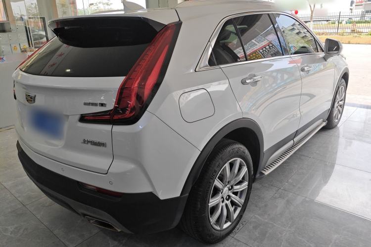 Used Cadillac XT4 2020 28T Two-Wheel-Drive Leading Version
