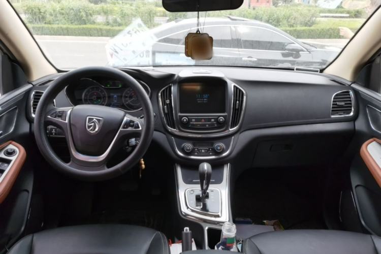 Used Baojun 560 2016 1.8L iAMT Elite Edition