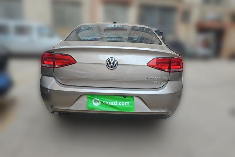 Used Volkswagen Lamando 2017 230TSI Manual Trend Edition
