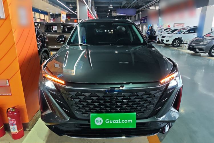 Used Oshan Z6 2022 Blue Whale 1.5T DCT Smart Navigation Model