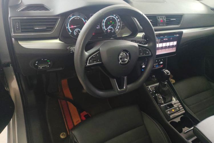 Used Skoda Superb 2019 Facelifted TSI280 DSG Comfort Edition
