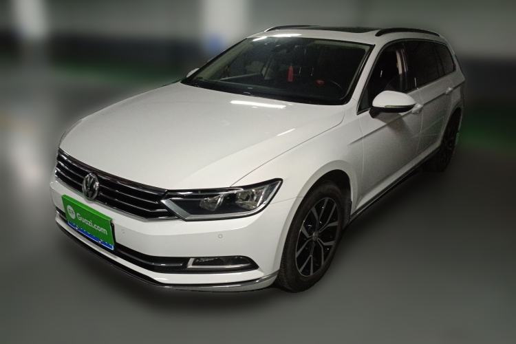 Used Volkswagen Variant 2017 380TSI Two-Wheel Drive Comfort Edition