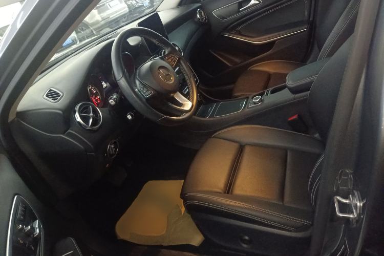 Used Mercedes-Benz GLA 2018 GLA 200 Sport Edition Left Front Seat