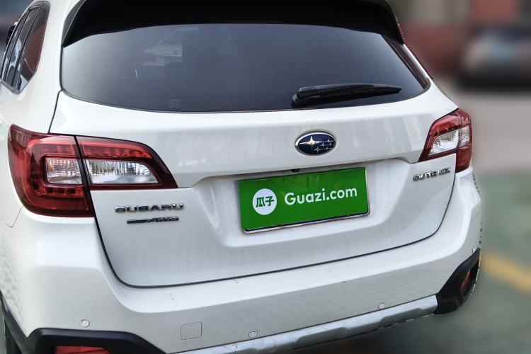 Used Subaru Outback 2020 2.5i Sport Navigation Edition with EyeSight Rear