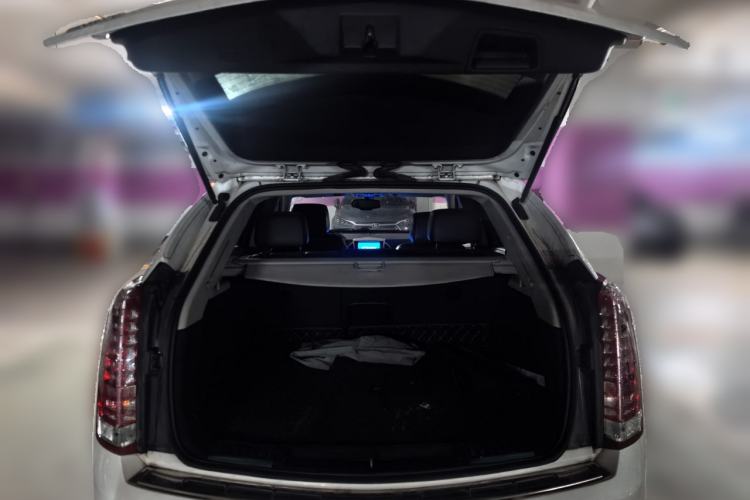 Used Cadillac SRX 2014 3.0L Comfort Model Trunk