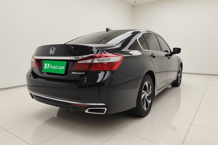 Used Honda Accord 2016 2.0L Comfort Edition Exterior 5