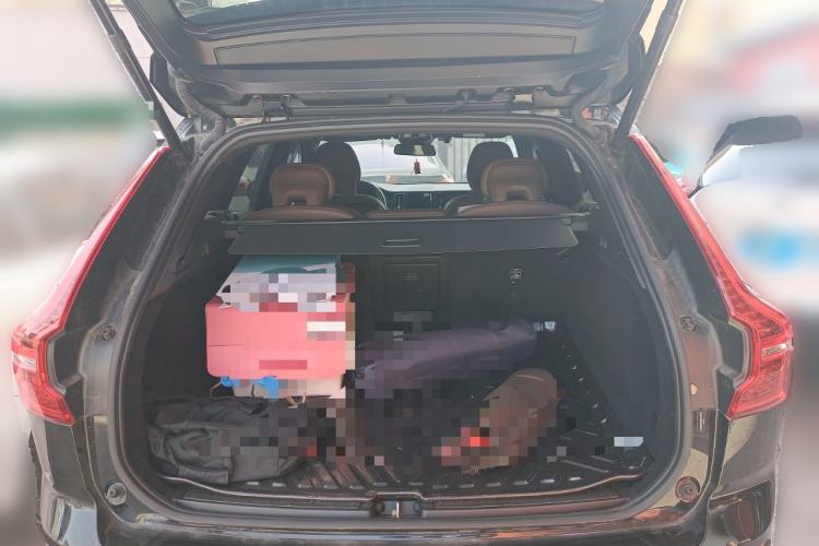 Used Volvo XC60 2025 B5 4x4 Smart Luxury Edition
