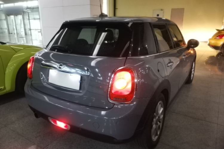 Used MINI 2015 1.5T COOPER Fun Five-Door Edition
