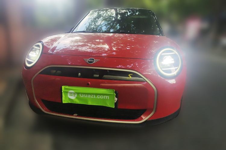 Used MINI Electric COOPER 2024 452km COOPER SE Artist Front