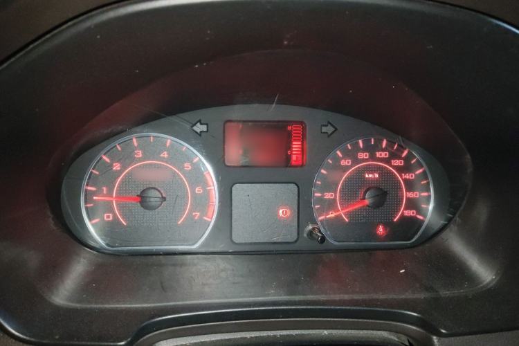 Used Wuling Hongguang V 2022 1.5L Jingqu Version Hydraulic Power Steering LAR