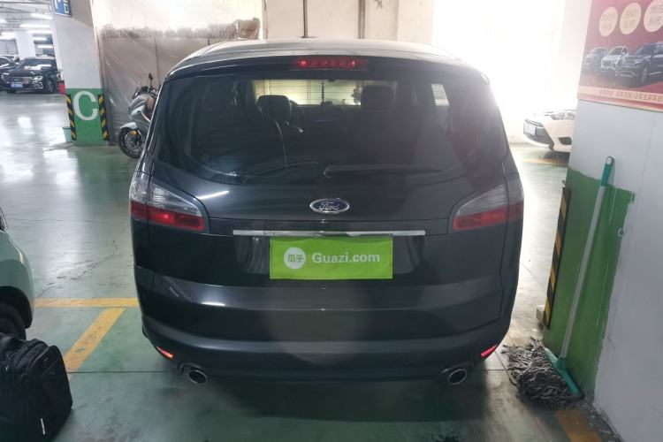 Used Ford S-MAX 2008 2.3L 7-Seater Luxury Version
