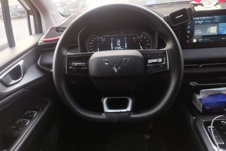 Used Wuling Jiachen 2022 1.5T CVT Smart Luxury Version Steering Wheel