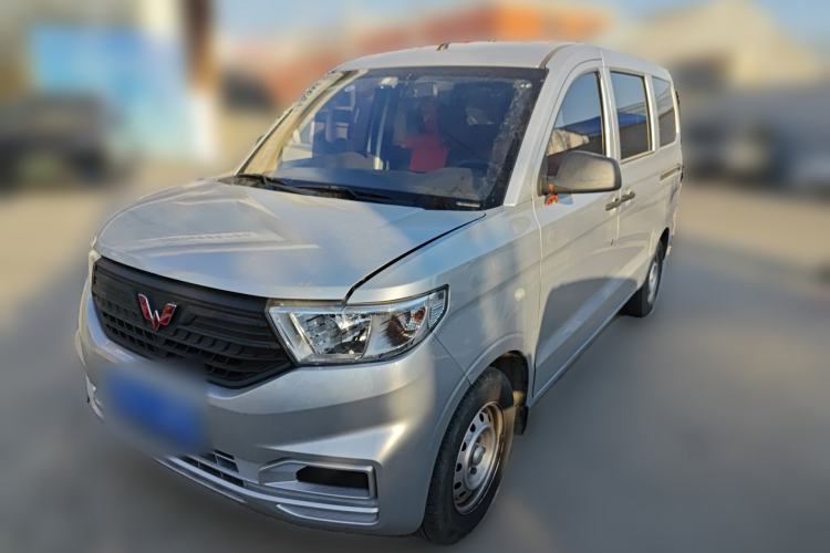 Used Wuling Hongguang V 2022 1.5L Jingqu Version Hydraulic Power Steering LAR