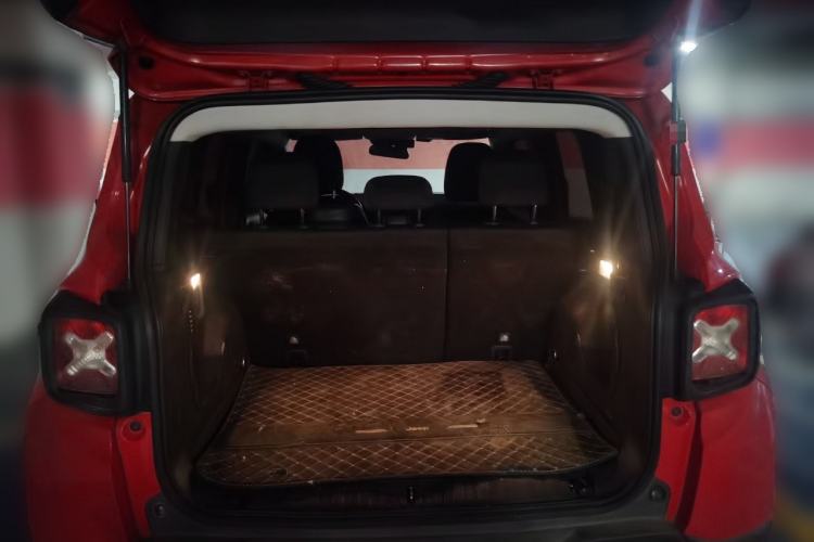 Used Jeep Renegade 2017 180T Automatic High-Energy Version