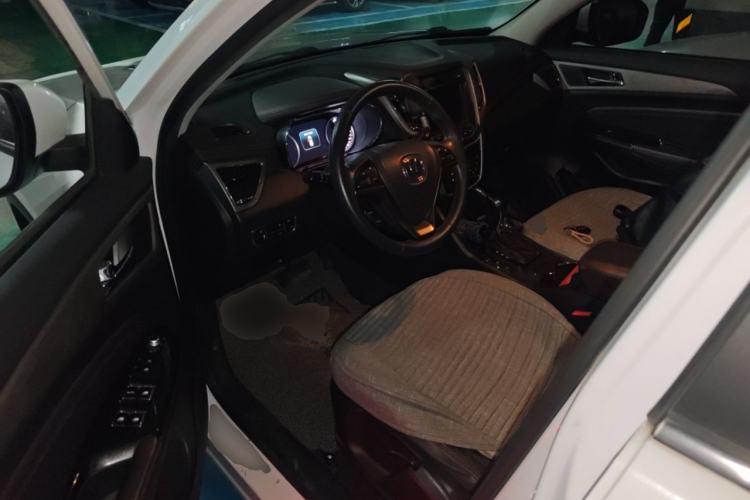 Used CHANGAN CS75 2017 Shangkui Edition 1.5T Automatic Fengyue Model Driver Seat