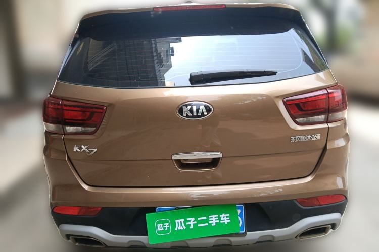 Used Kia KX7 2017 2.0L Automatic 2WD GLS 5-Seater
