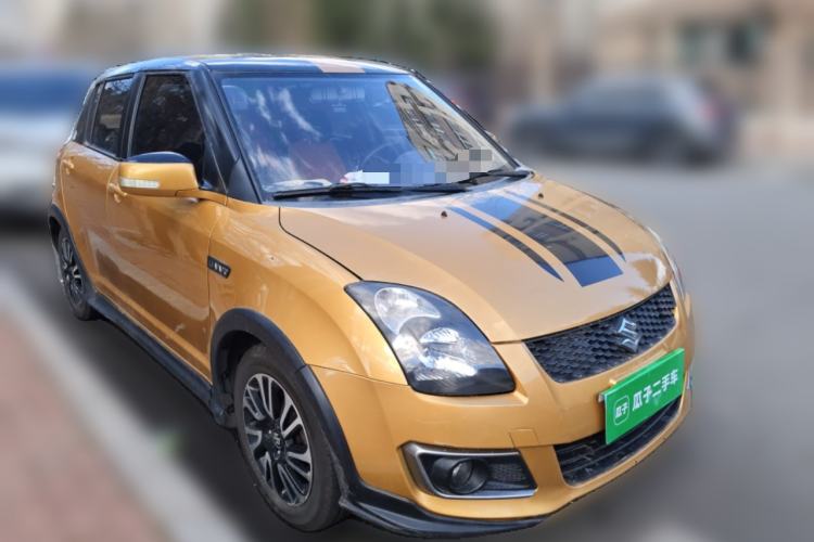 Used Suzuki Swift 2015 1.5L Manual Limited Edition Front Right 45 Deg