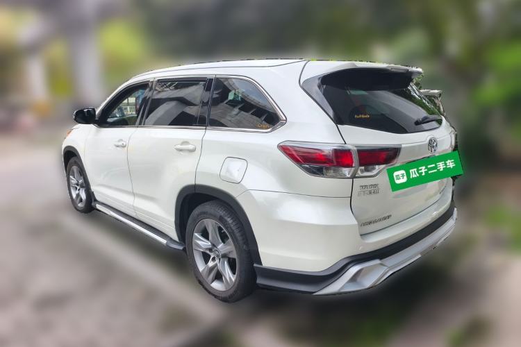 Used Toyota Highlander 2017 2.0T Four-Wheel Drive Luxury Edition 7 Seats