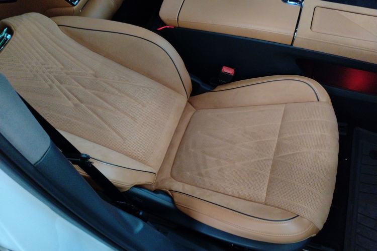 Used VOYAH PASSION 2023 Four-Wheel Drive Long-Range Version