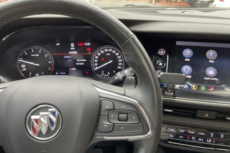 Used Buick Envision 2021 Encore Plus 652T Five-Seat Luxury Model Interior 9