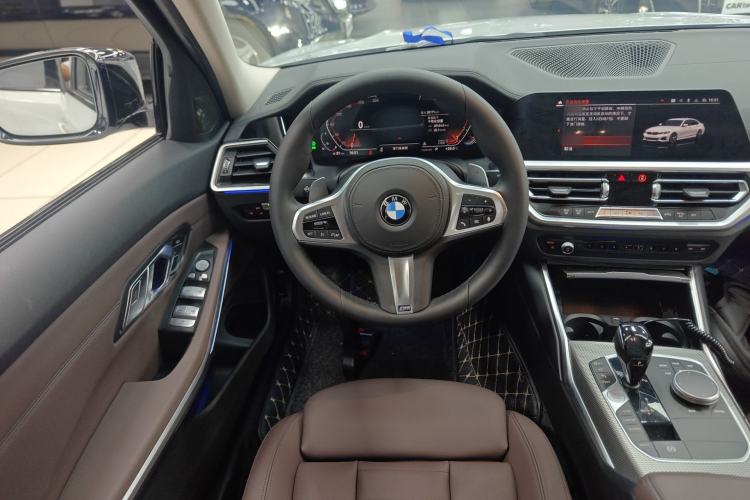 Used BMW 3 Series 2021 325i M Sport Night Edition package Steering Wheel