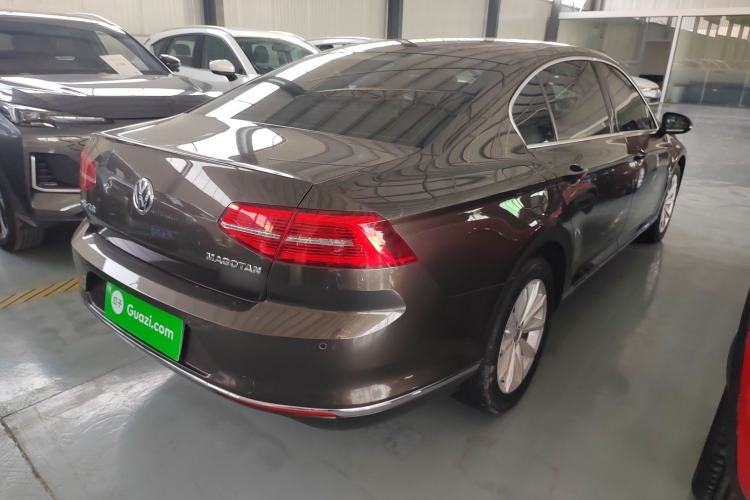 Used Volkswagen Magotan 2017 330TSI DSG Leading Model Rear Right 45 Deg