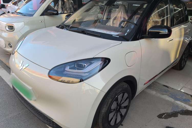 Used Wuling Bingo 2023 410 km Lingxi Deluxe Edition