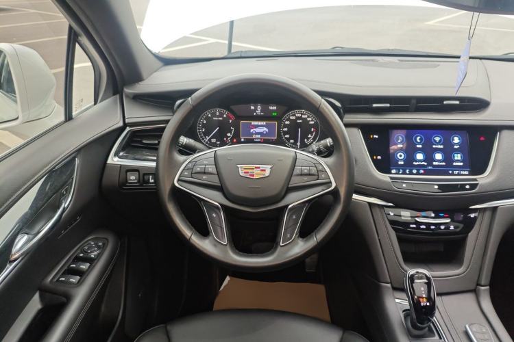 Used Cadillac XT5 2021 2.0T Two-Wheel Drive Luxury Version