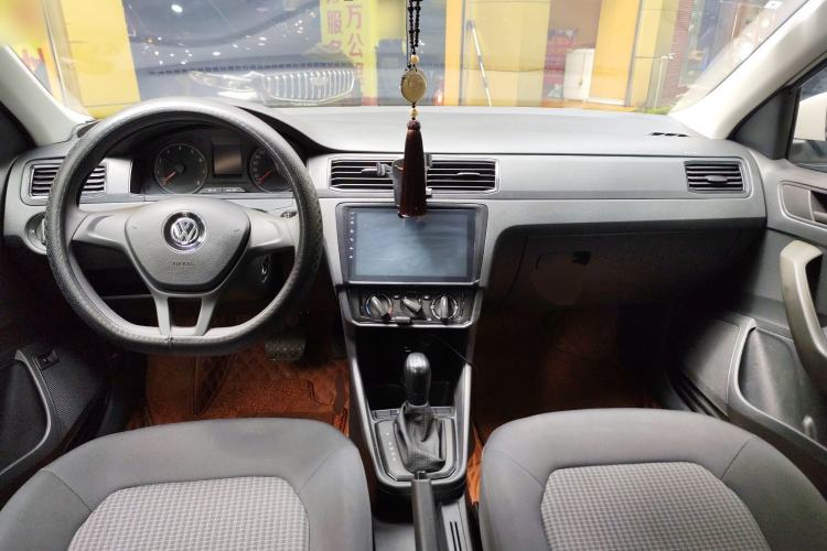 Used Volkswagen Santana 2019 1.5L Automatic Fashion Edition China VI Center Console