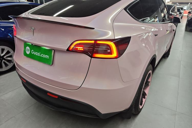 Used Tesla Model Y 2024 Long-Range All-Wheel-Drive Version
