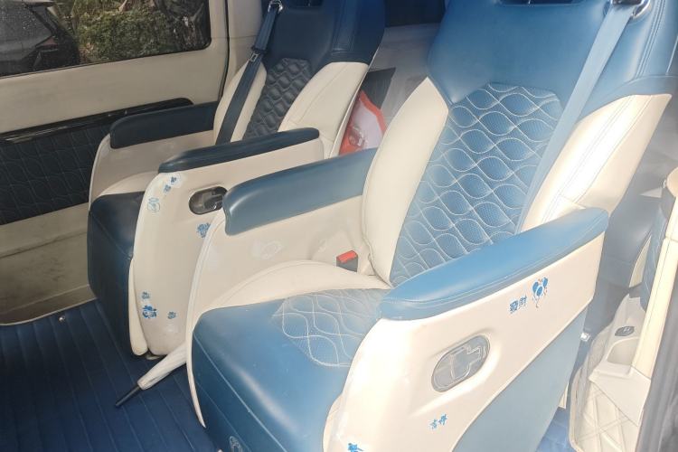 Used Mercedes-Benz Viano 2013 3.0L Comfort Edition Left Rear Seat