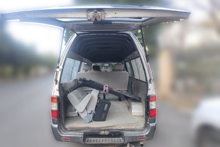 Used Golden Dragon Hiace 2019 2.0L Gasoline Version Long Wheelbase High-Roof V19 Trunk