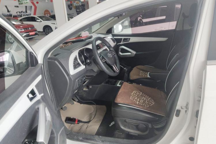 Used JAC Group Refine S2 2015 1.5L Manual Luxury Smart Model
