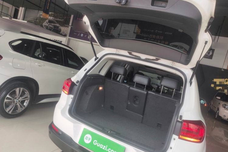 Used Volkswagen Tiguan 2016 280TSI Automatic Two-Wheel Drive Silk Road Comfort Edition Trunk