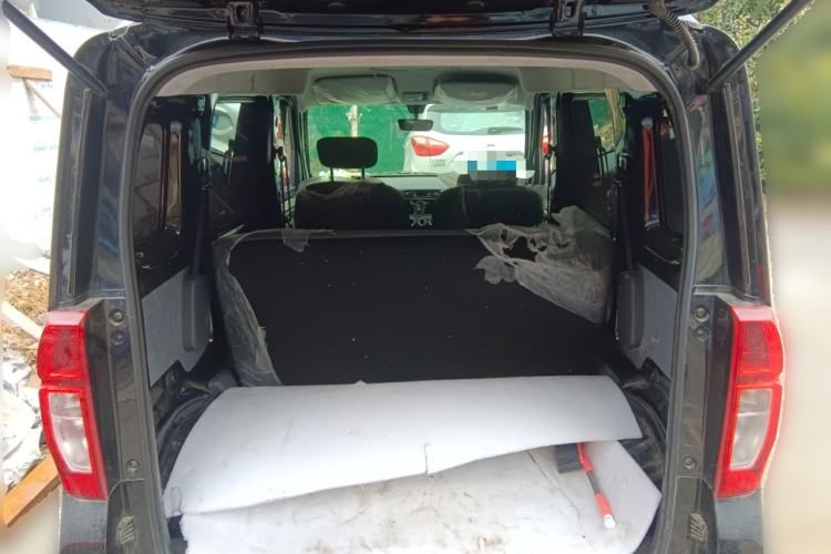 Used Wuling Zhiguang New Energy 2025 Model 305km Ambitious Edition