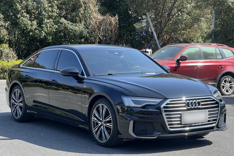 Used Audi A6L 2021 40 TFSI Luxury Dynamic Edition Front Right 45 Deg