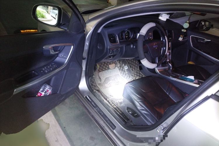 Used Volvo S60 2016 S60L T3 Smart Drive Edition
