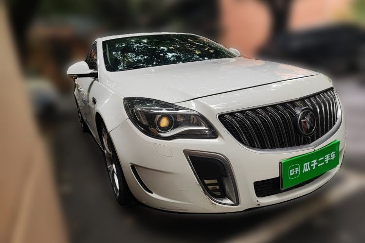 Used Buick Regal 2014 GS 2.0T Passionate Sport Edition Front Right 45 Deg