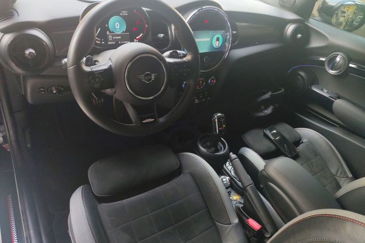 Used MINI JCW 2021 2.0T JOHN COOPER WORKS
