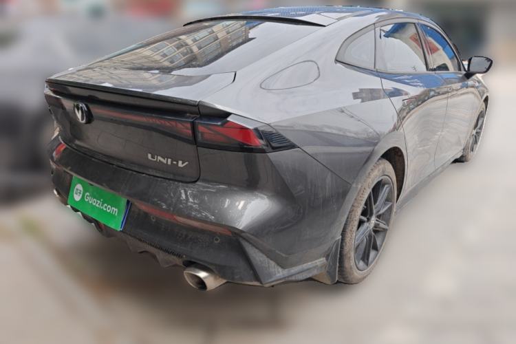 Used CHANGAN UNI-V 2022 1.5T Prestige Version
