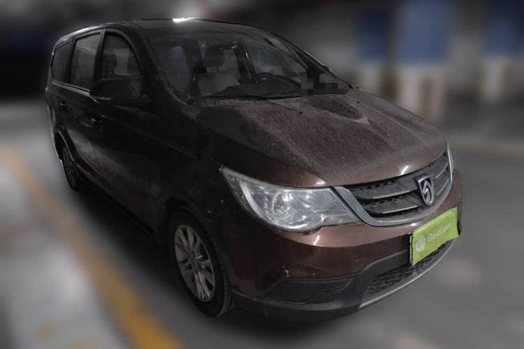 Used Baojun 730 2014 1.5L manual standard trim 7 seats